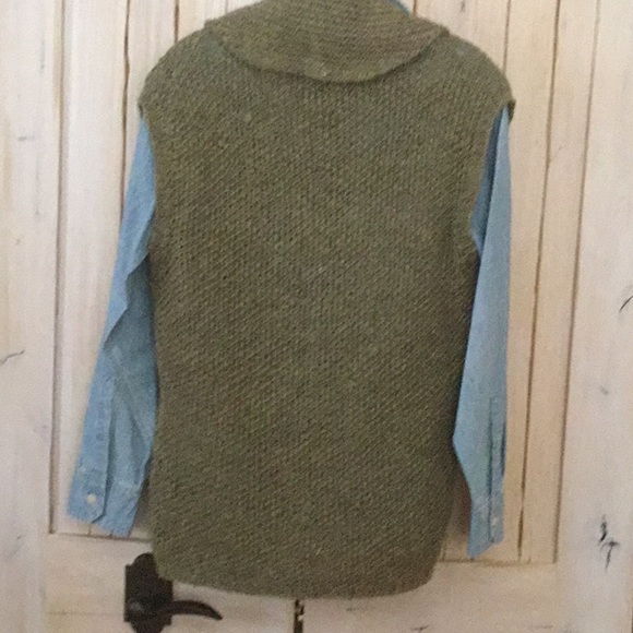 Knit of linen sweater vest. $35 - Picture 2 of 5